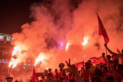 wolfsburg đấu với leipzig